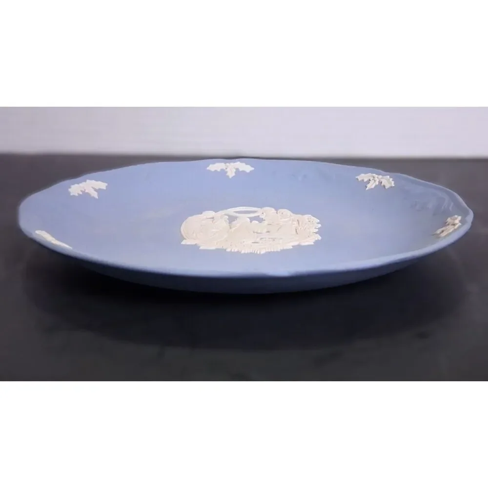 Vintage 1994 Wedgwood Blue Jasperware Christmas Plate 